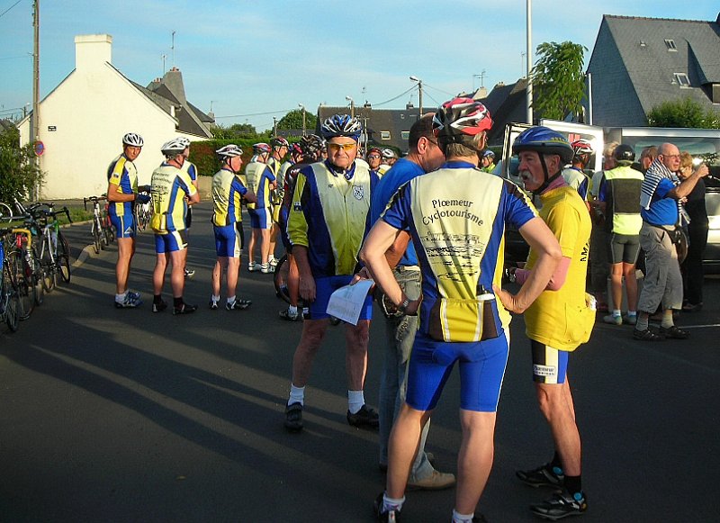 2011-07-03 03 La Longere Un beau peloton.JPG